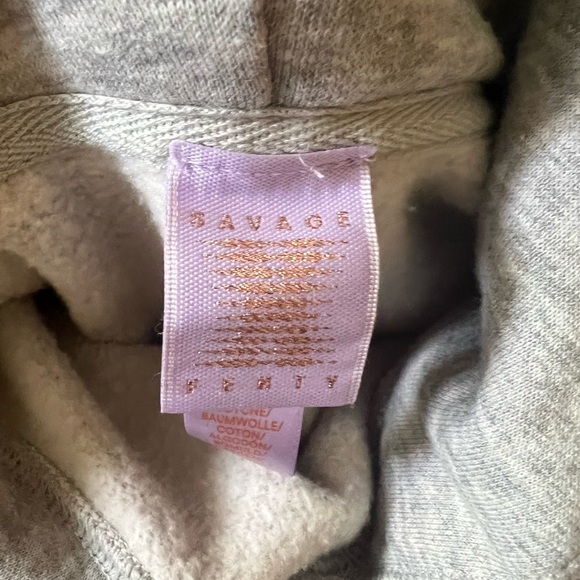 Grey Savage X Fenty Cropped Hoodie - Picture 2 of 10